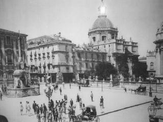 Foo di Catania agli inizi del 900 - Piazza Duomo